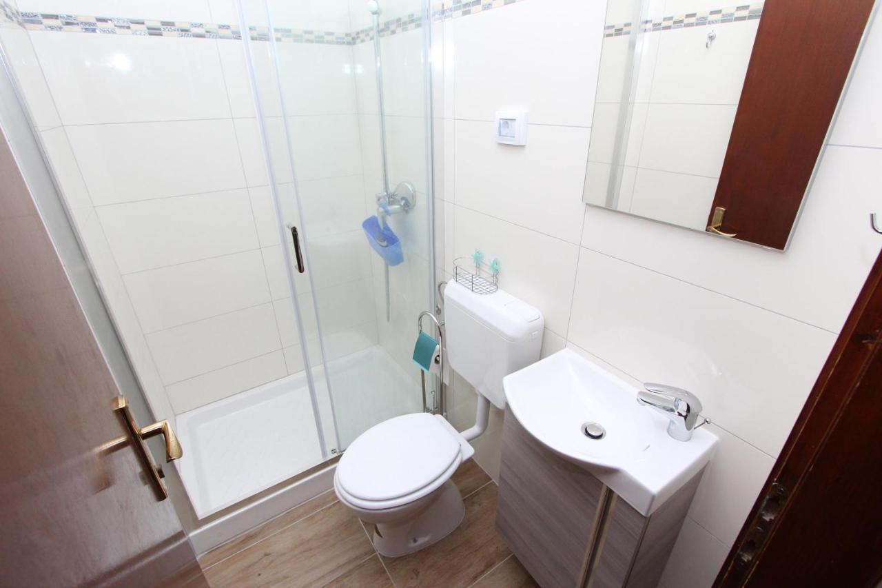 Apartment Gabriel โรวีน ภายนอก รูปภาพ