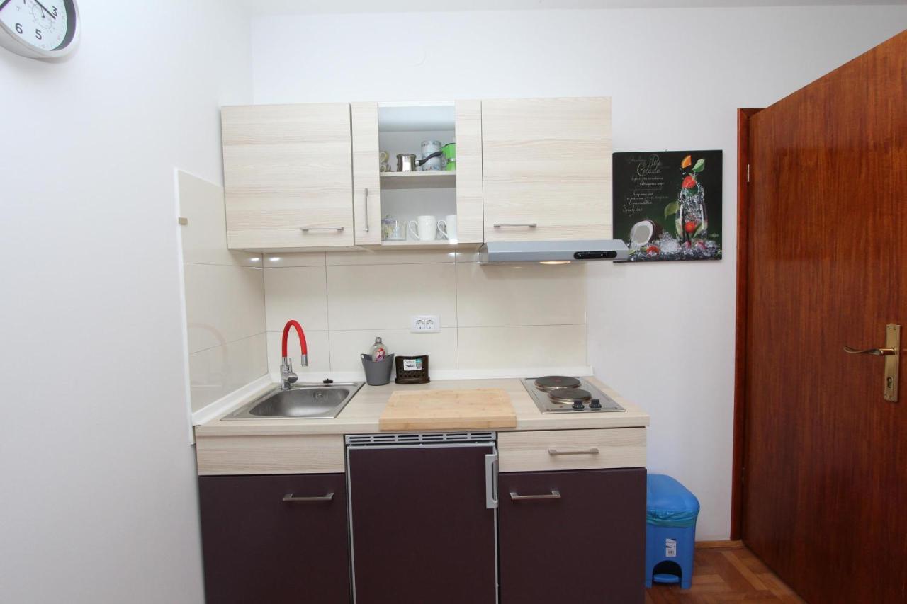 Apartment Gabriel โรวีน ภายนอก รูปภาพ