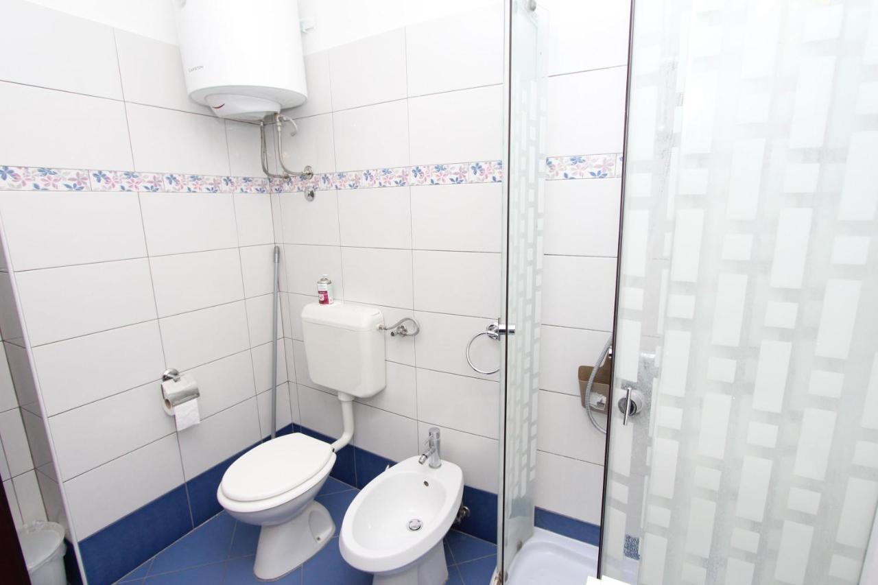 Apartment Gabriel โรวีน ภายนอก รูปภาพ